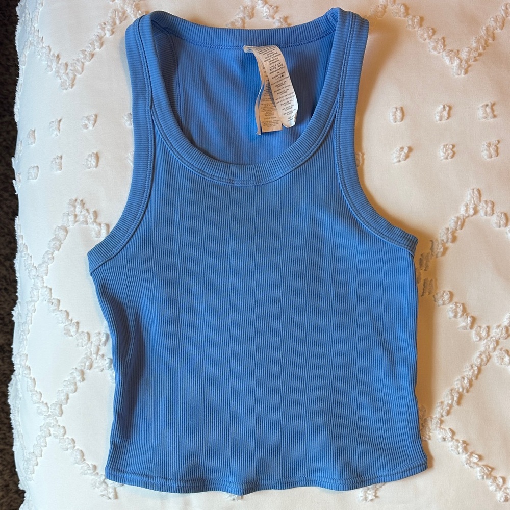 Alo Yoga Go To Goddess ribbed tank top Crystal Blue